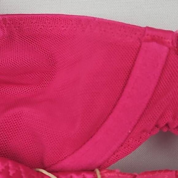 SKIMS UNDERWIRE DEMI CUP BRA NWT - Picture 6 of 9